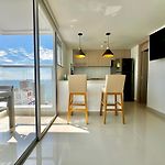 Espectacular Duplex En Bocagrande Con Vista Al Mar Y La Bahia