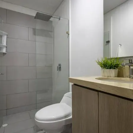 Espectacular Duplex En Bocagrande Con Vista Al Mar Y La Bahia Cartagena