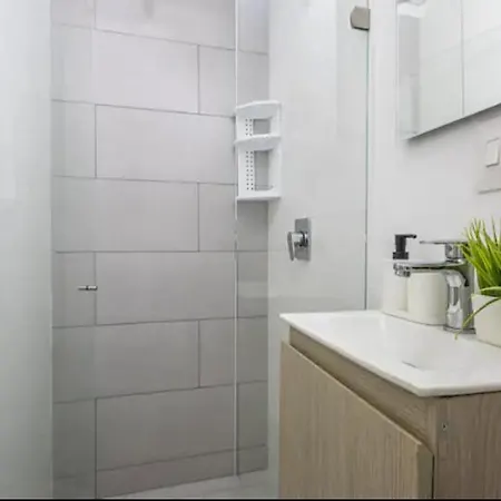 Espectacular Duplex En Bocagrande Con Vista Al Mar Y La Bahia