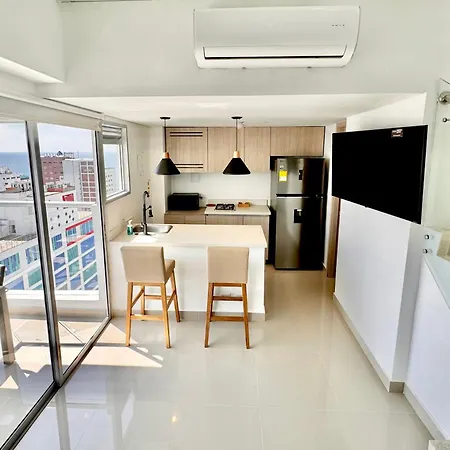 Espectacular Duplex En Bocagrande Con Vista Al Mar Y La Bahia